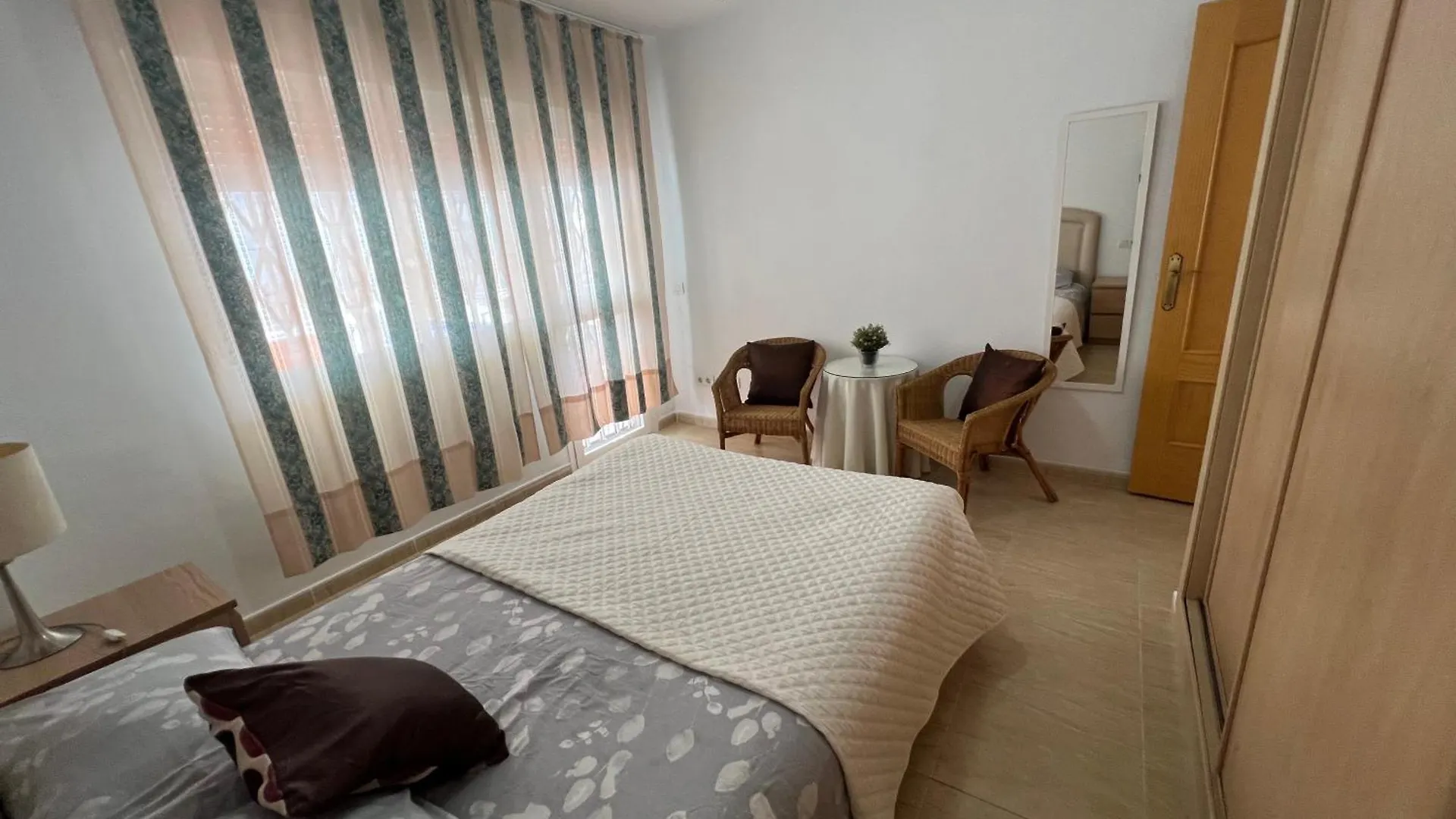 Appartement Magnifico Apartamento En La Carihuela, Torremolino Torremolinos Spanje